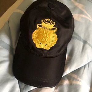 Billionaire cap